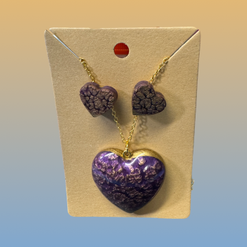 Ensemble de pendentif et boucles d'oreilles 