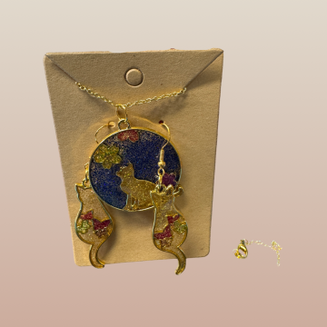 Ensemble de pendentif et boucles d'oreilles